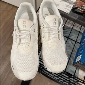 On Cloud Running Women’s White Sneakers
